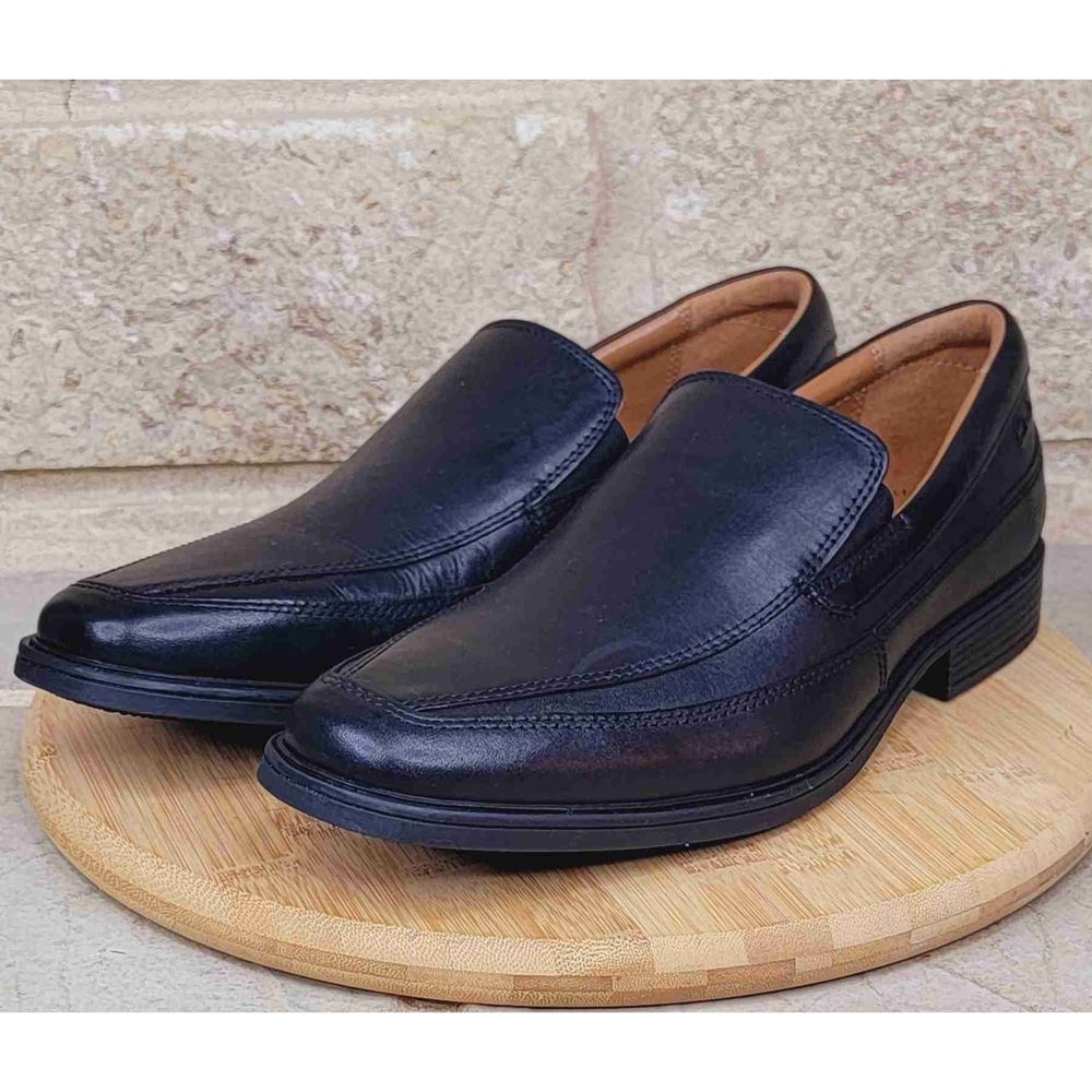 Clarks Tilden Breathable Comfort Loafer Shoe Size 9